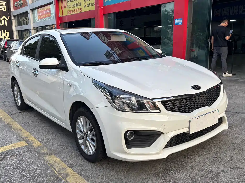 Kia K2 — миниатюра 3