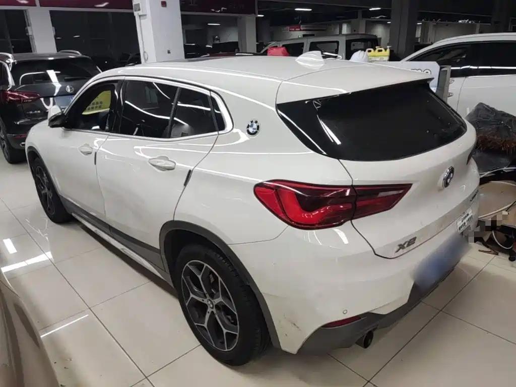 BMW X2 (Import) — миниатюра 5