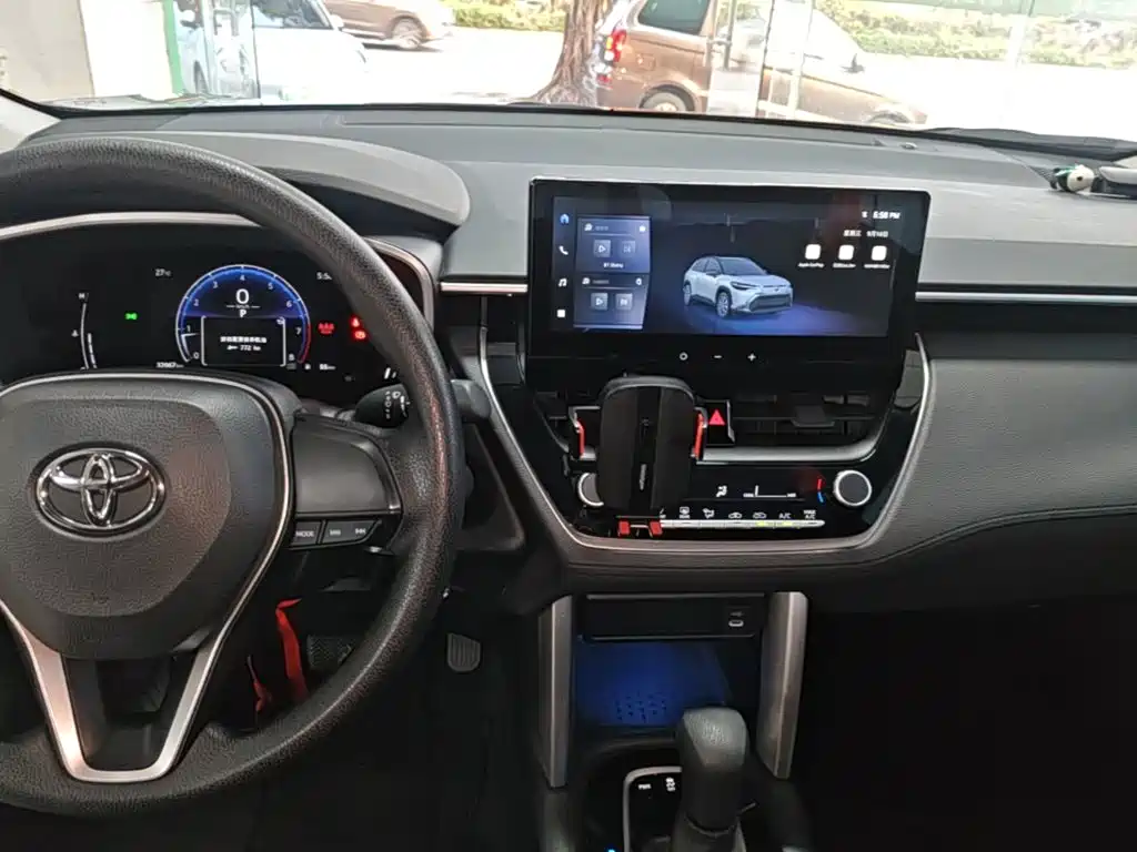 Toyota Frontlander — миниатюра 13