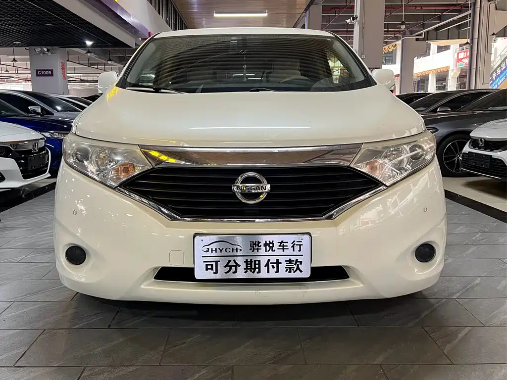 Nissan Quest 2014