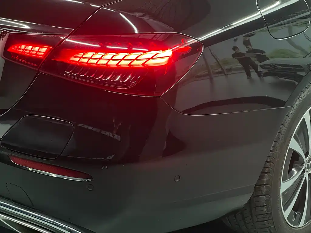 Mercedes-Benz E-Class New Energy — миниатюра 4