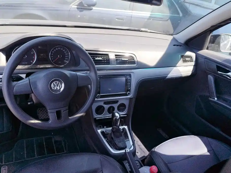 Volkswagen Lavida — миниатюра 12