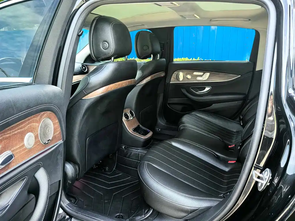 Mercedes-Benz E-Class E 2022 E 300 L Luxury