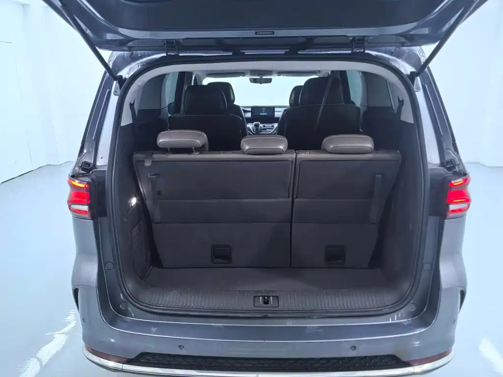 ROEWE IMAX8 NEW ENERGY