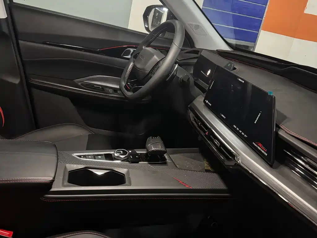 CHANGAN CHANGAN AUCHAN Z6