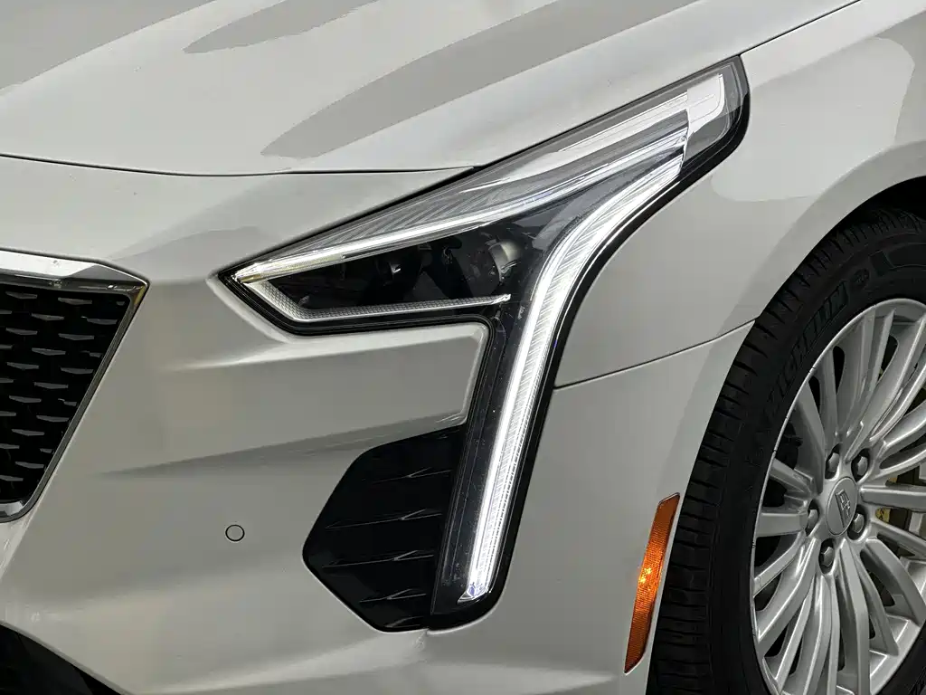 Cadillac CT6 2019 28T Fashion