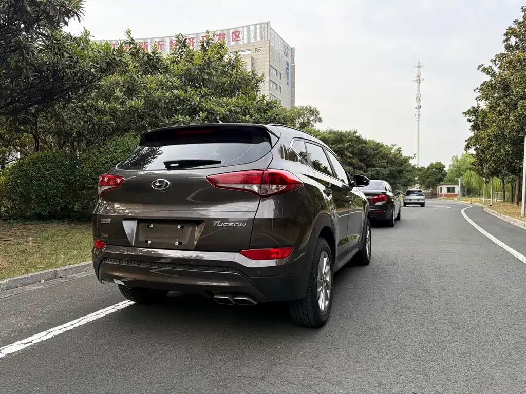 Hyundai Tucson — миниатюра 9