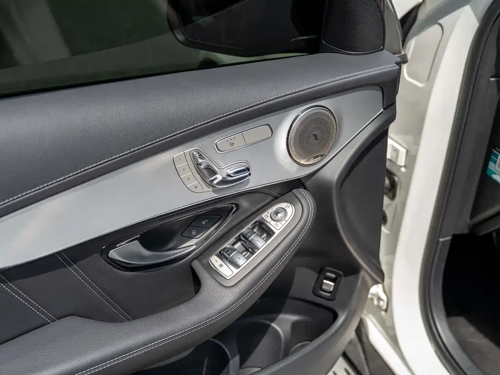 Mercedes-Benz GLC AMG — миниатюра 17