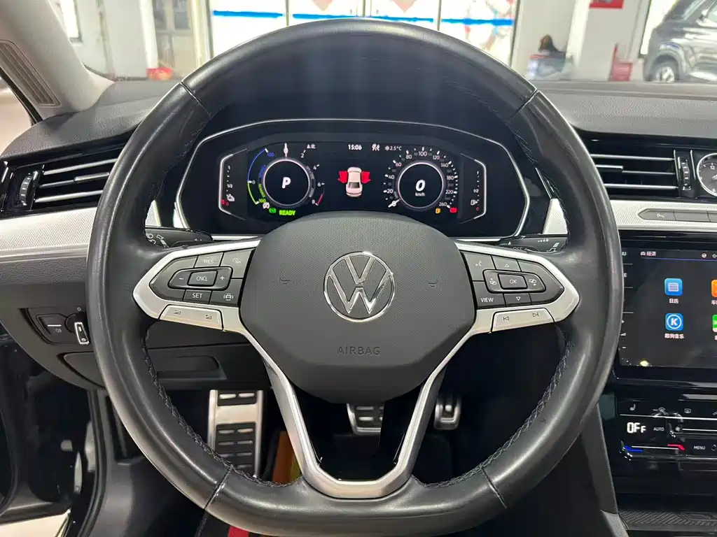 VOLKSWAGEN MAGOTAN GTE PLUG IN HYBRID