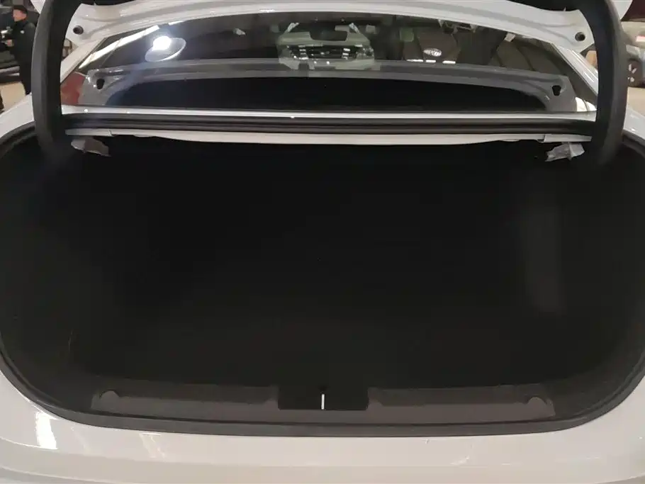 GEELY GALAXY GALAXY L6