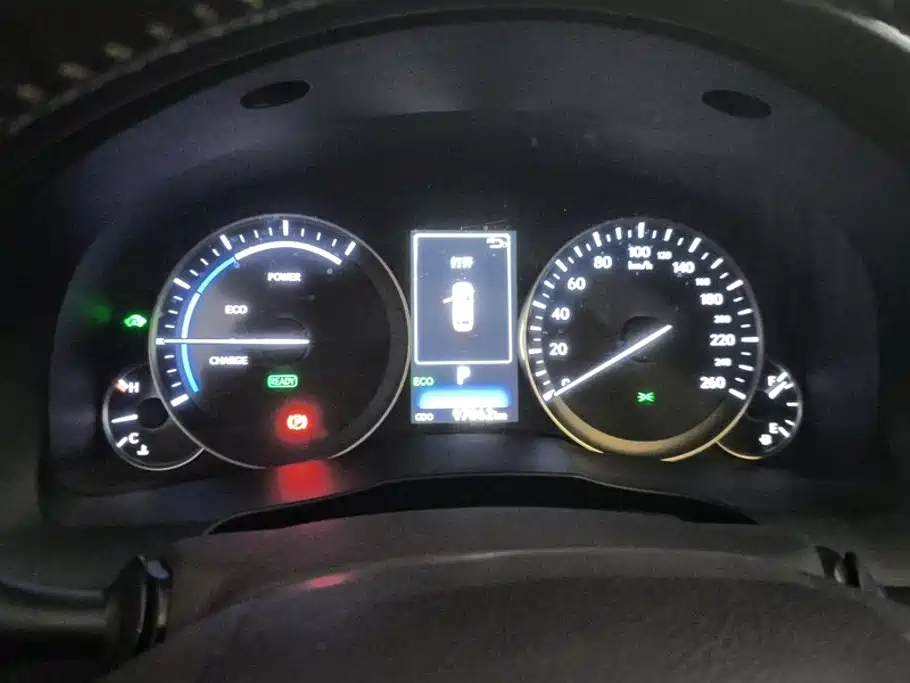 Lexus ES — миниатюра 14