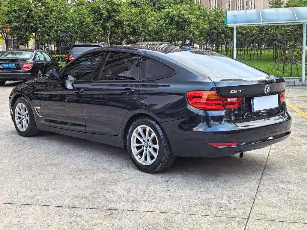 BMW 3 Series GT — миниатюра 9