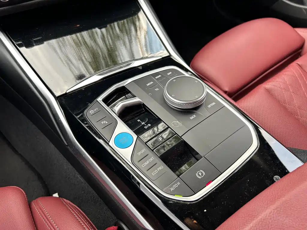 BMW i3 — миниатюра 9