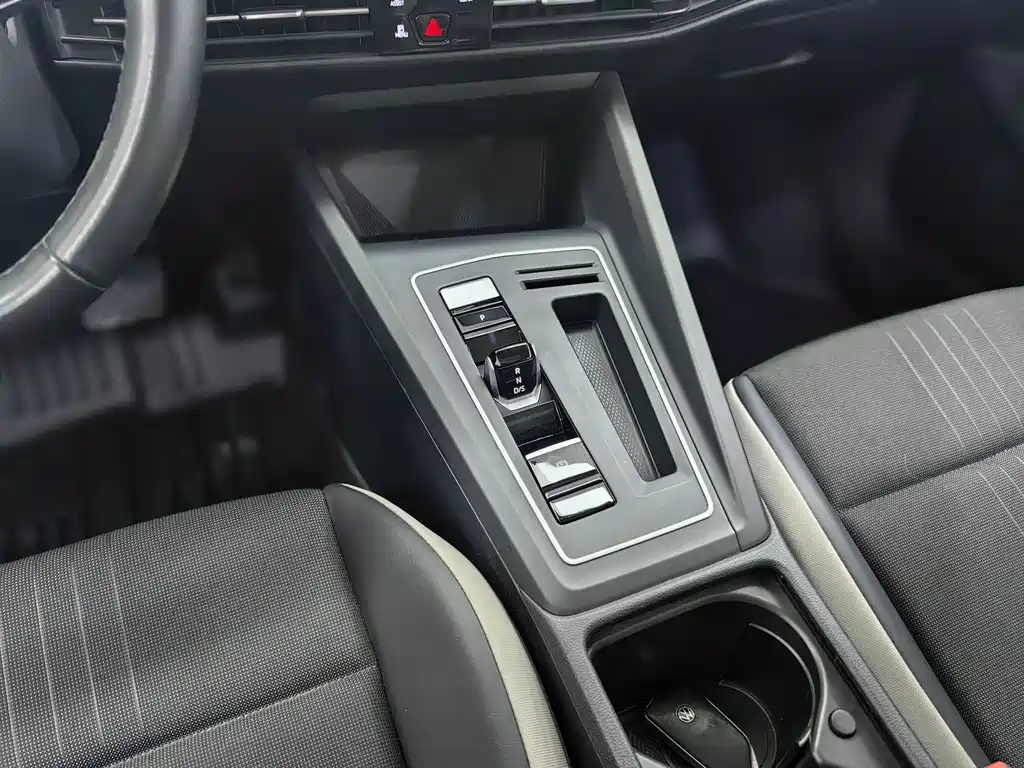 Volkswagen Golf — миниатюра 7