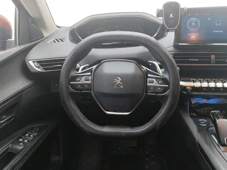Peugeot 4008 — миниатюра 15