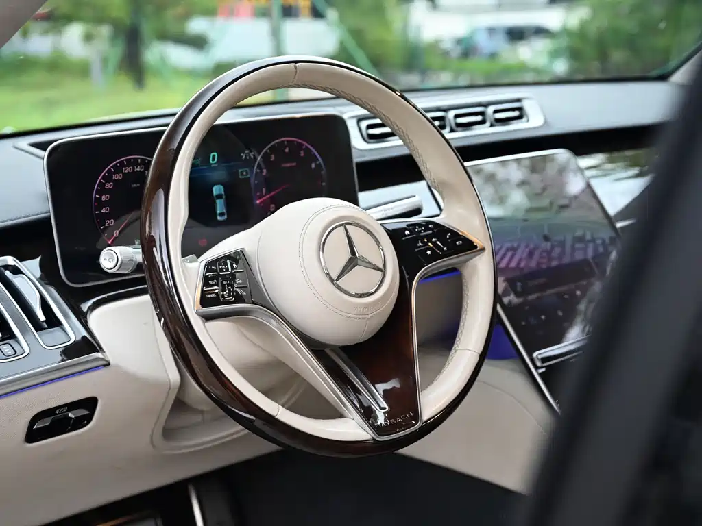 Mercedes-Benz S-Class — миниатюра 7