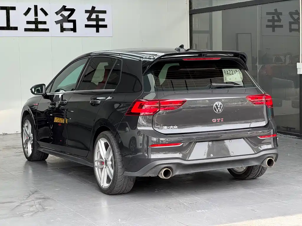 Volkswagen Golf GTI — миниатюра 6