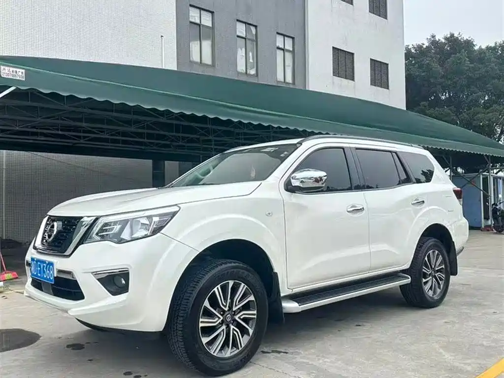 Купить Nissan Terra