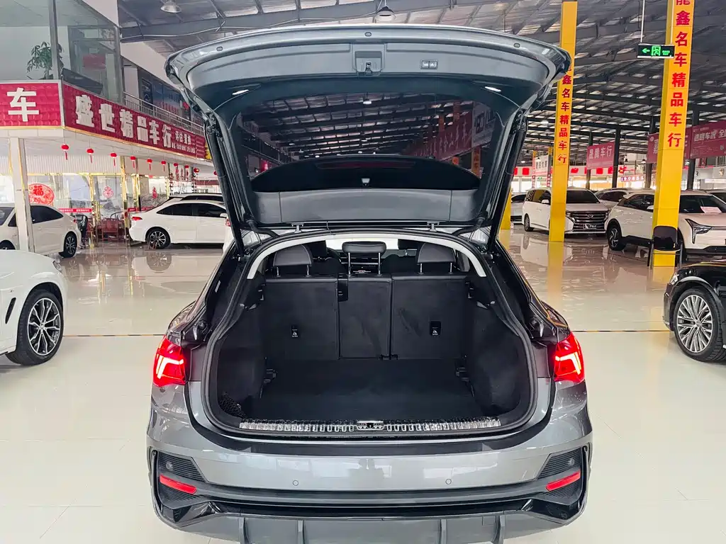 Audi Q3 Sportback — миниатюра 14