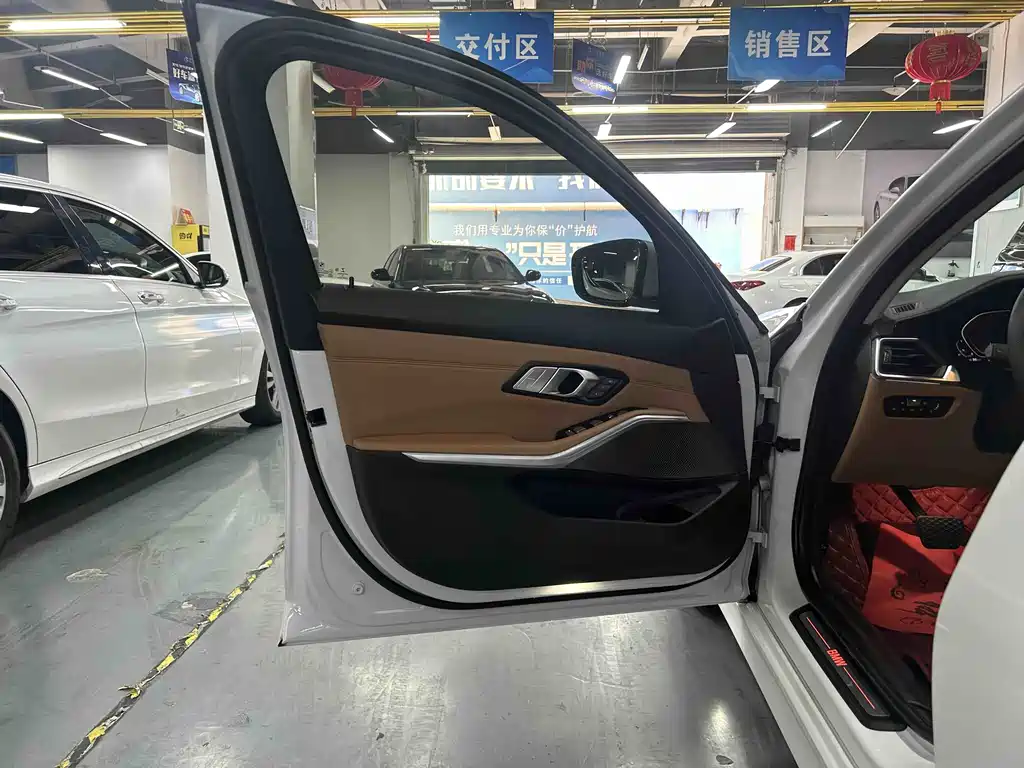 BMW 3 Series 3 2020 325Li
