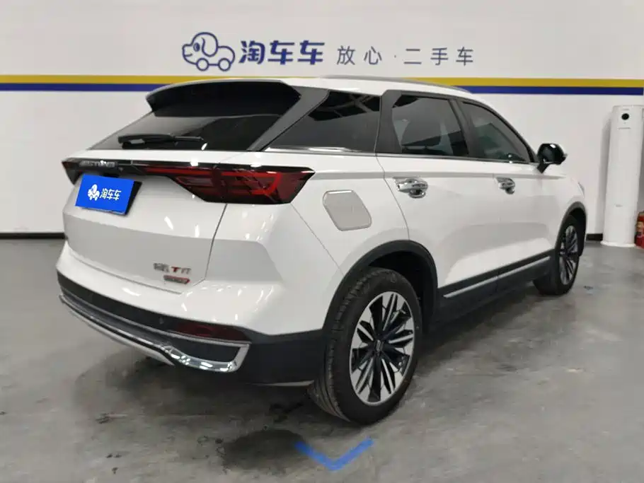 Bestune T77 2023 1.5T AT Luxury