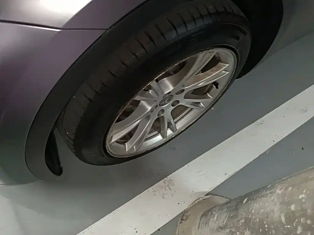 Tesla Model Y — миниатюра 23