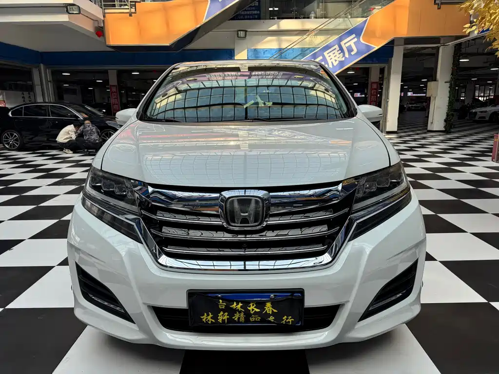 Honda Elysion — миниатюра 2