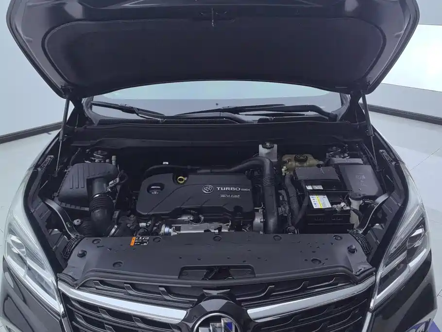 Buick Envision Plus — миниатюра 10