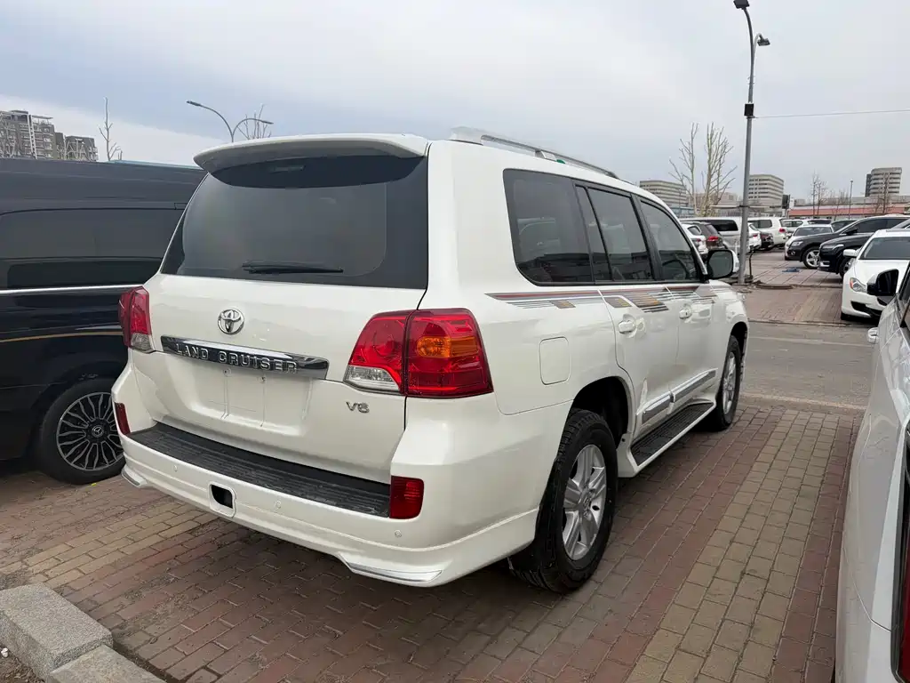 Toyota Land Cruiser 2015 4.0L V6