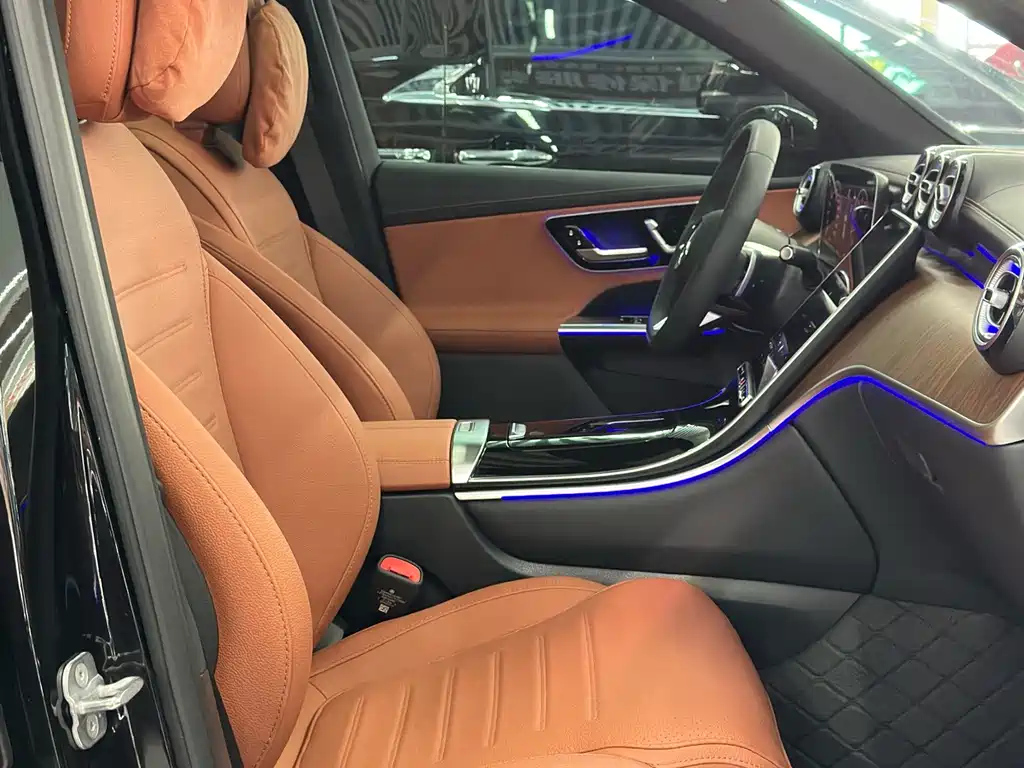 Mercedes-Benz GLC — миниатюра 9