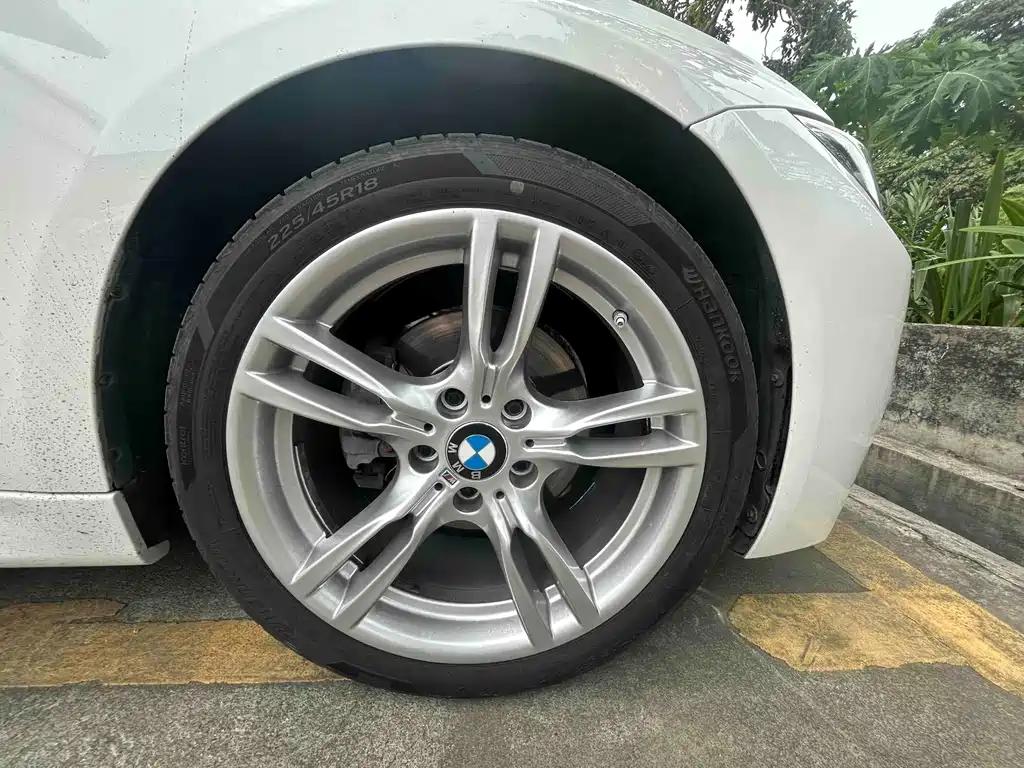 BMW 3 Series — миниатюра 10