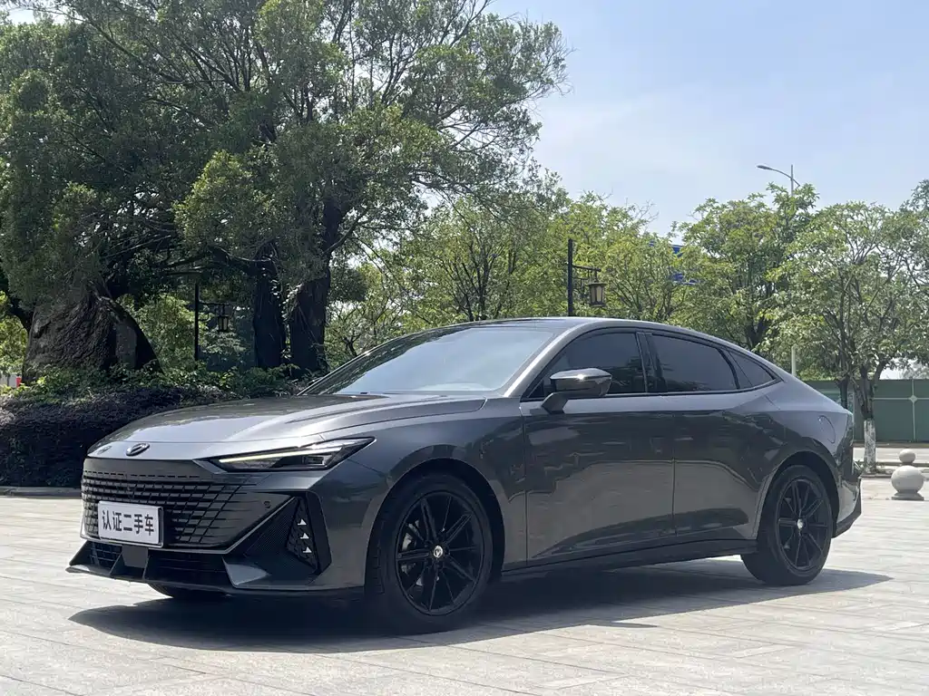 Changan UNI-V 2022