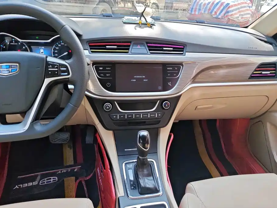 Geely Emgrand — миниатюра 13