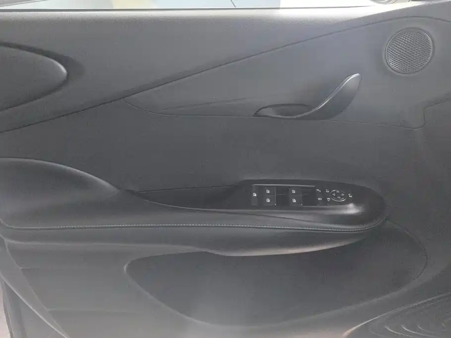 BYD Dolphin — миниатюра 7