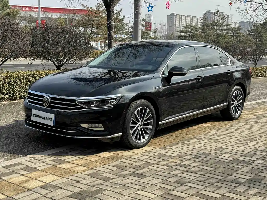Volkswagen Magotan 2022