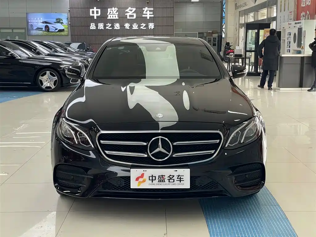 MERCEDES-BENZ E CLASS