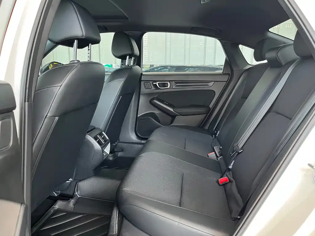Honda Civic — миниатюра 13