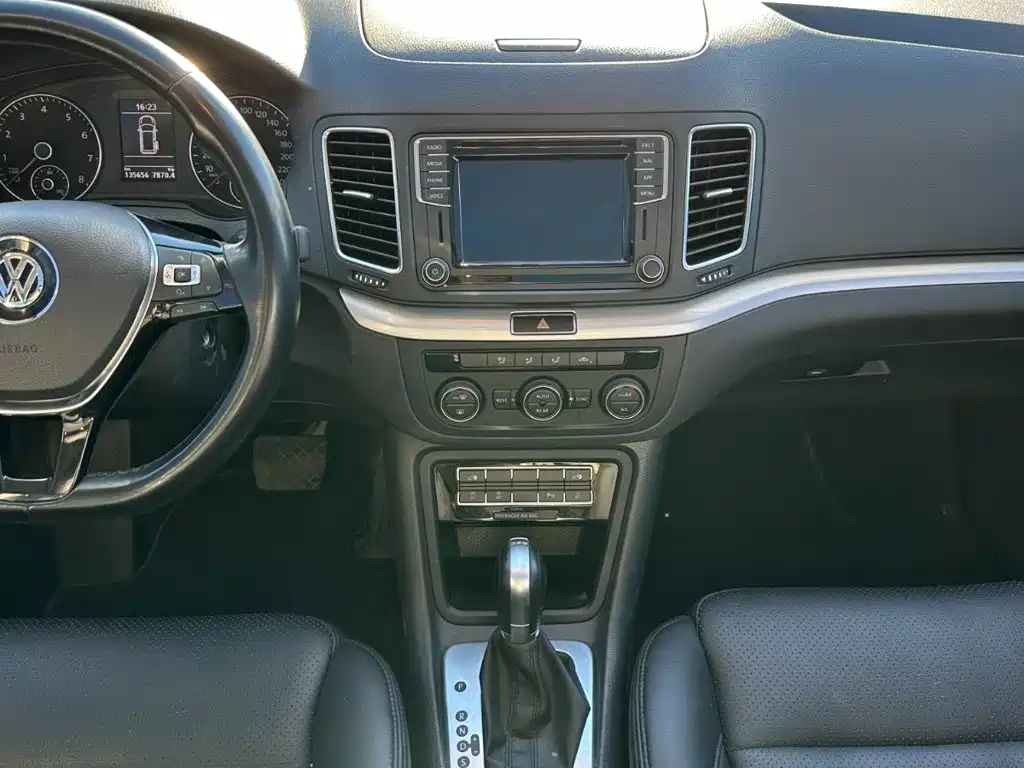 Volkswagen Sharan — миниатюра 23