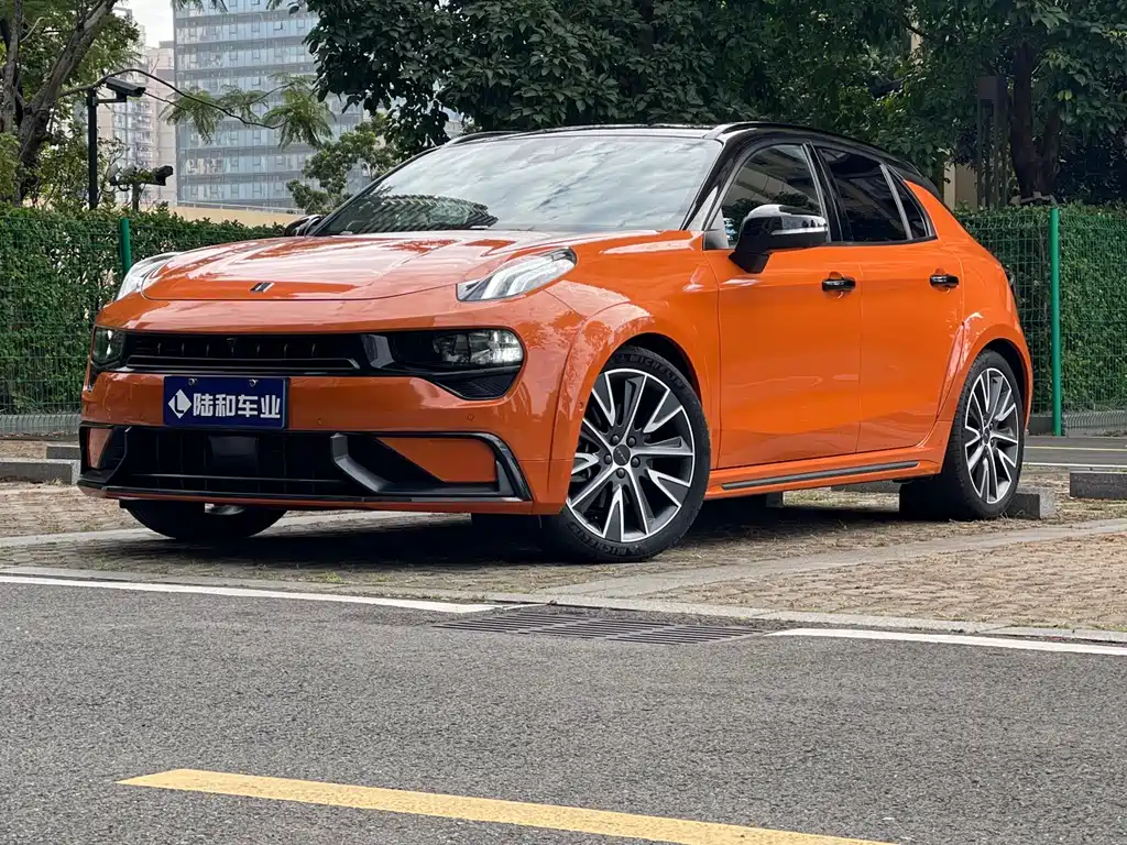 LYNK & CO. 02 HATCHBACK