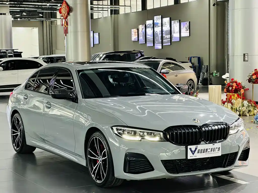 BMW 3 Series — миниатюра 3