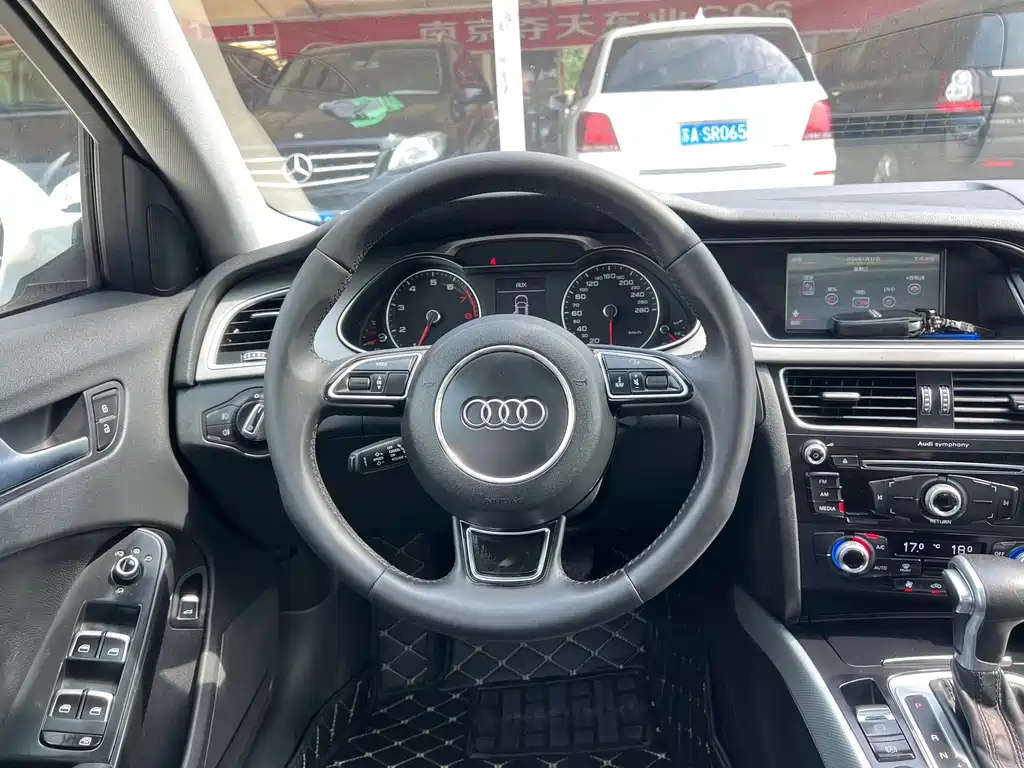 Audi A4L — миниатюра 14
