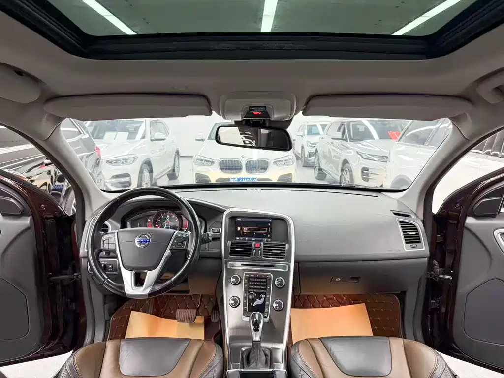 Volvo XC60 (Import) — миниатюра 9