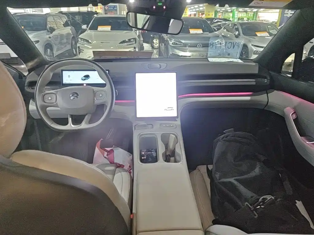NIO ES6 — миниатюра 10
