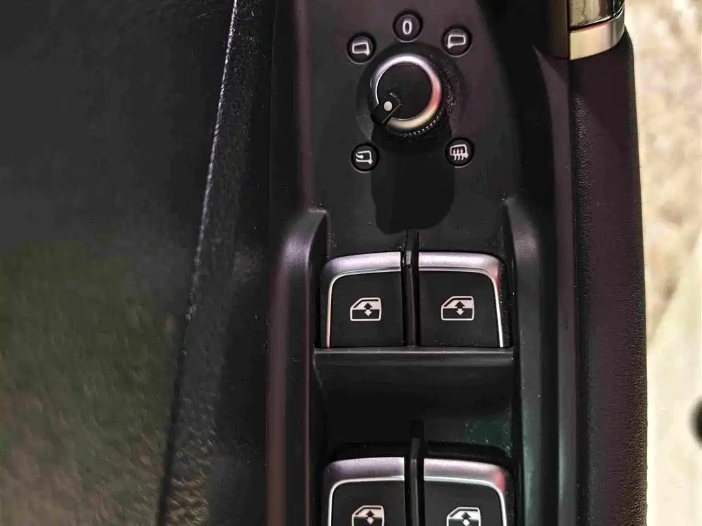 Audi Q2L — миниатюра 13