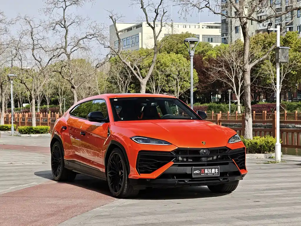 Lamborghini Urus SE 2025 4.0T Standard