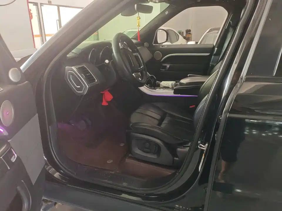 Land Rover Sport — миниатюра 6