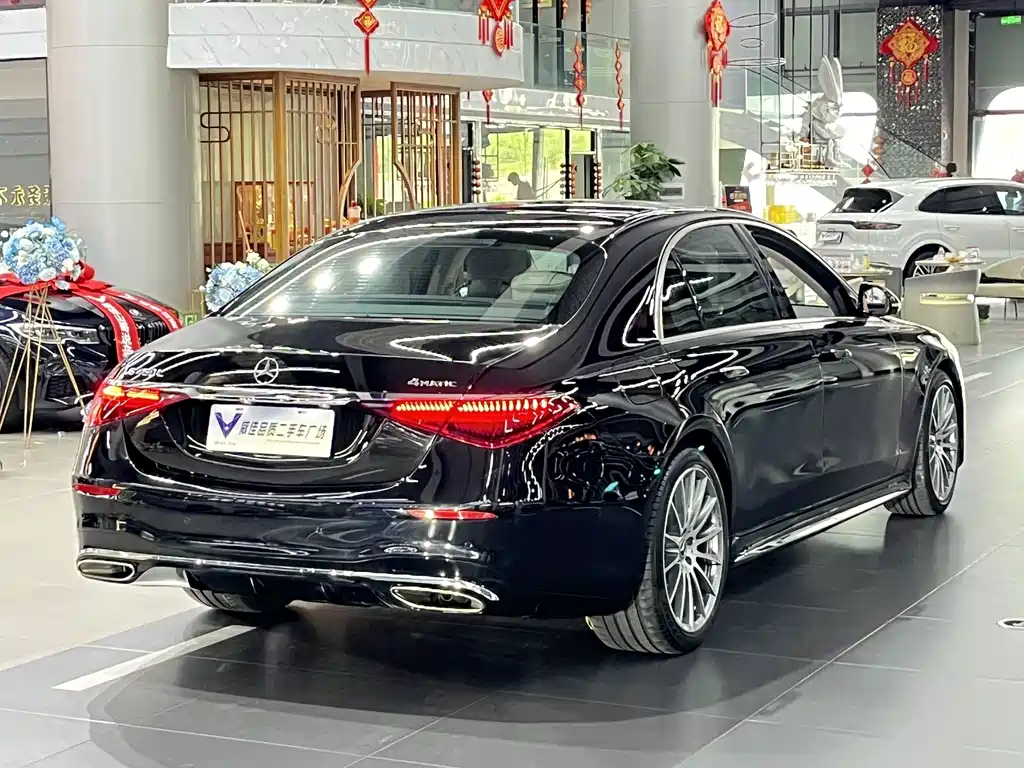 Mercedes-Benz S-Class — миниатюра 8