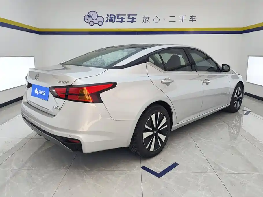 Nissan Teana — миниатюра 3