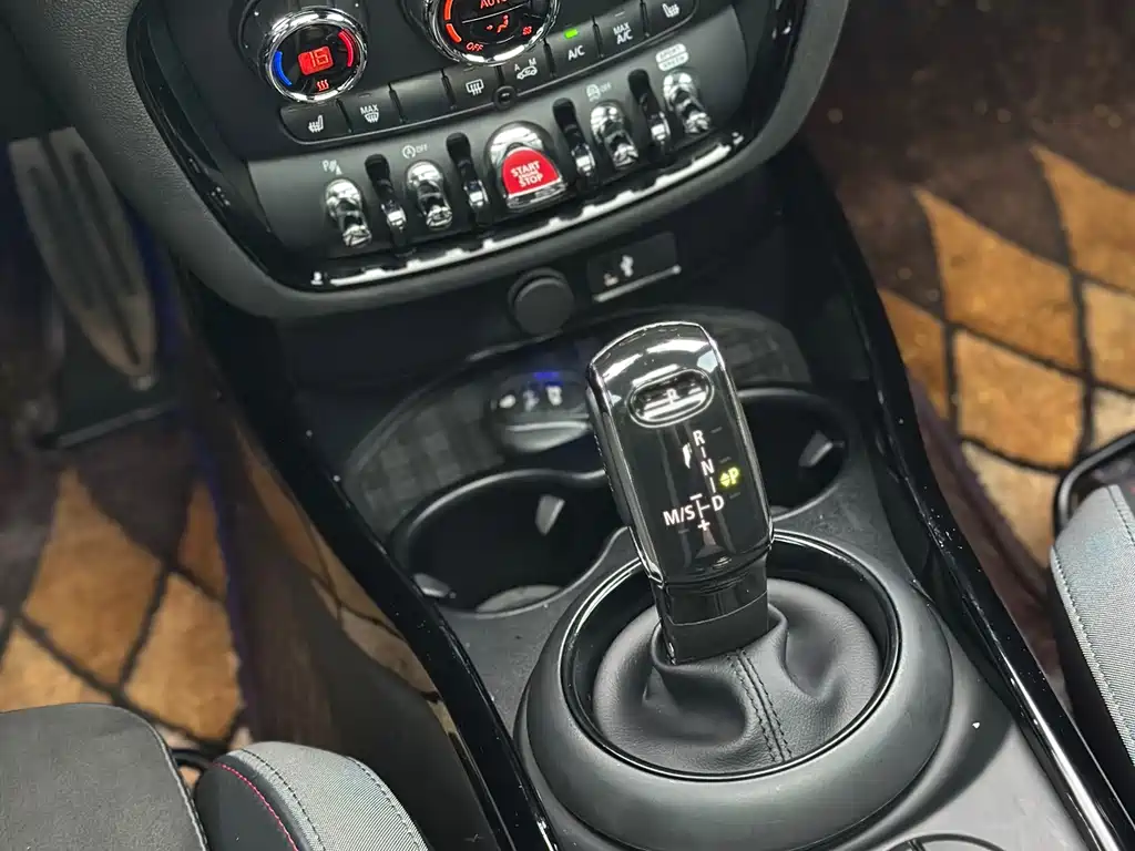 MINI Mini JCW Clubman — миниатюра 13