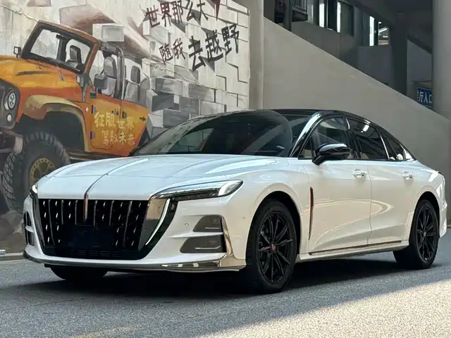 2023 Hongqi H6